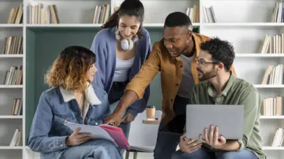 Programas de estágio no canal farma abrem às portas do setor para jovens