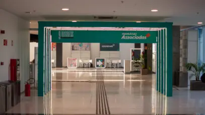 Rede de farmácias associativistas gera mais de R$ 35 milhões em encontro