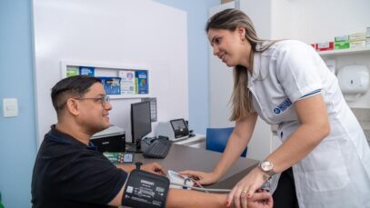 Farmácia Indiana supera 100 mil atendimentos em salas clínicas