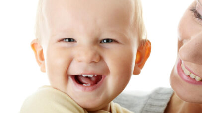 primeiros dentinhos do bebê