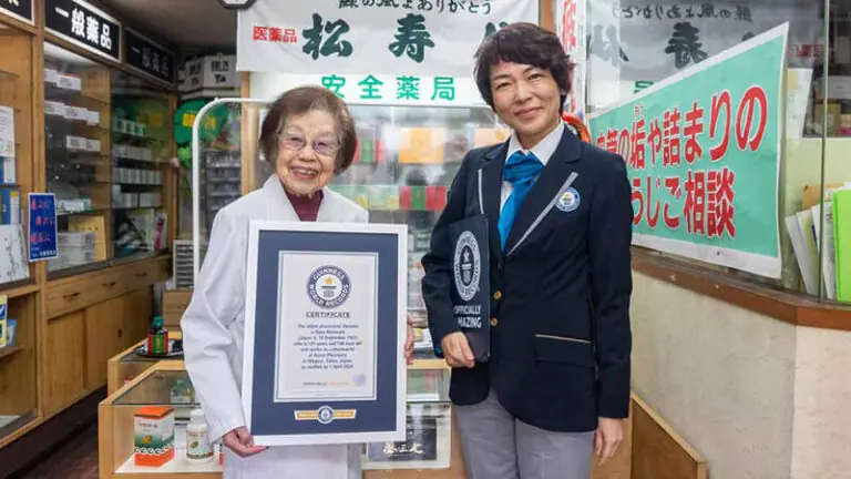 FARMACÊUTICA MAIS VELHA DO MUNDO Guinness, farmacêutica, farmacêutica mais velha