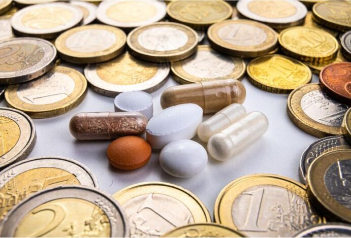 MEDICAMENTOS NA REFORMA TRIBUTÁRIA Medicamentos, impostos sobre medicamentos, reforma tributária
