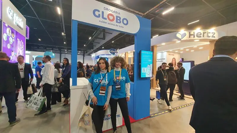 Grandes redes de farmácias rumam para R$ 100 bi de receita