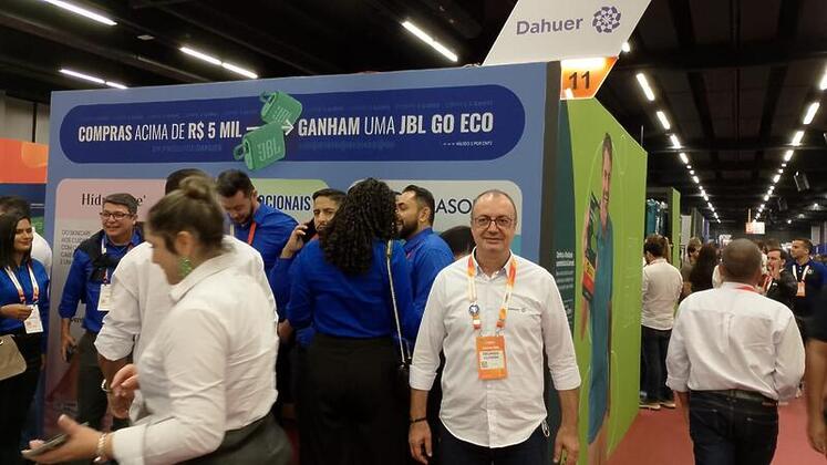 Eduardo Oliveira gerente Nacional da Dahuer prestigia o evento