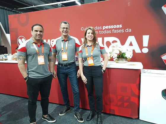 Thierrs Alves Wilmar Oliveira e Bibiana Dalla Nora – equipe da Vitamedic em peso no evento