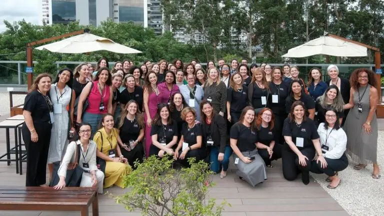 Liderança feminina na indústria