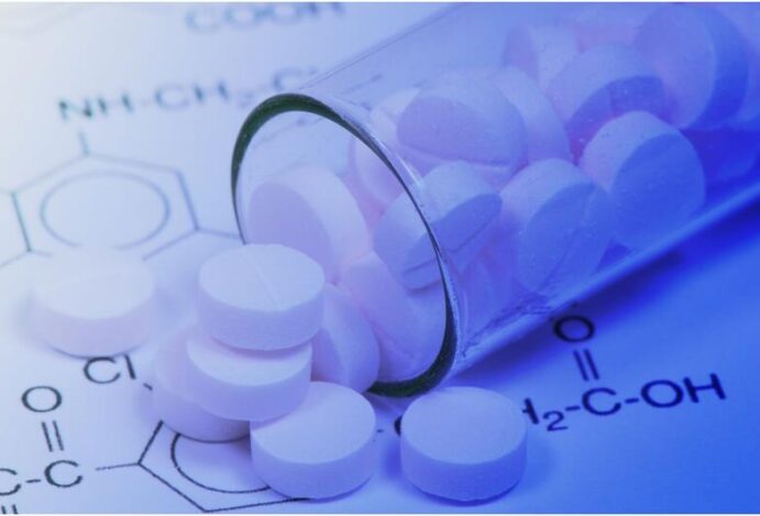 INDÚSTRIA FARMACÊUTICA Medicamentos, inovação