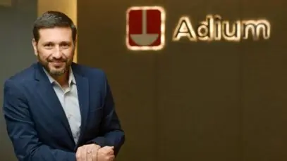 Adium, Hélio Segouras