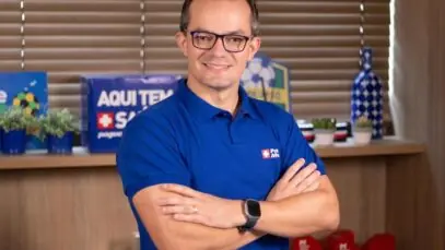 Pague Menos, Plínio Girão