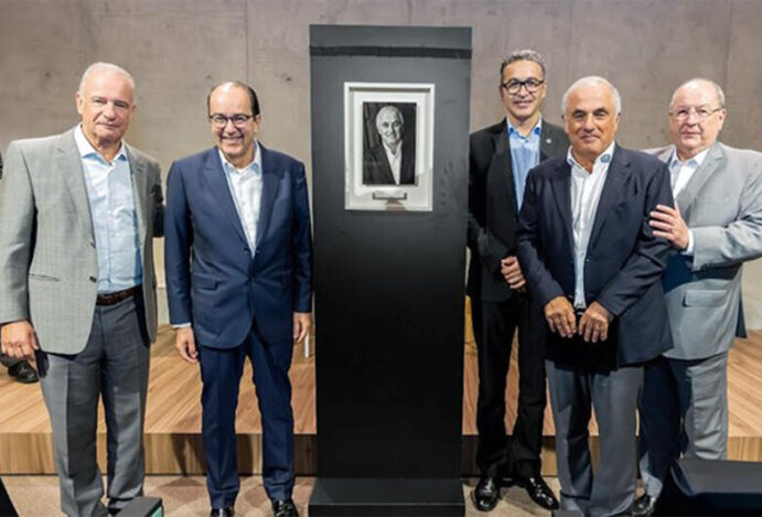 SINDUSFARMA Nova diretoria do Sindusfarma, indústria farmacêutica