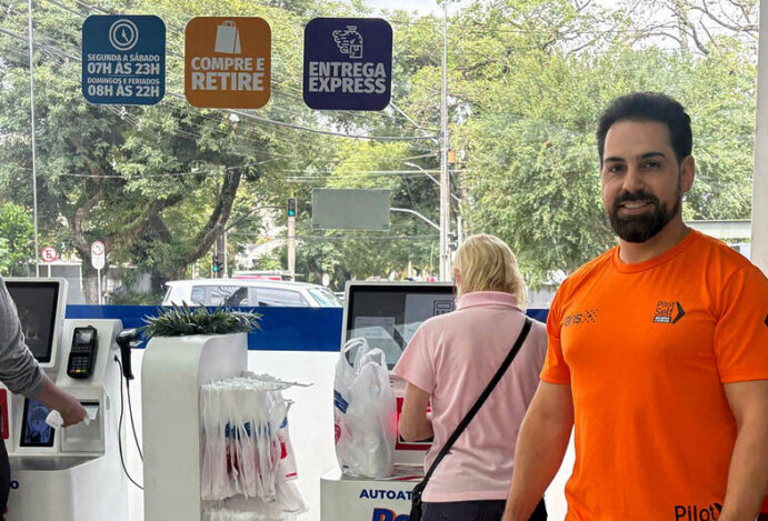 SELF-CHECKOUT NAS FARMÁCIAS Autoatendimento, checkouts, feira da Abradilan, Conexão Farma, farmácias, varejo farmacêutico