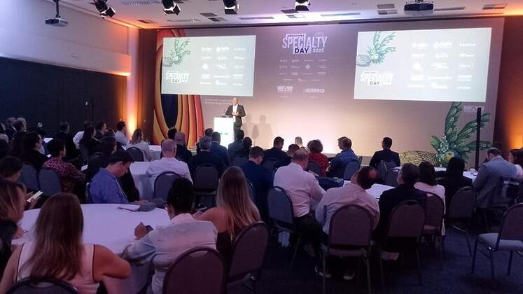 Evento contou com a participacao de 70 executivos do mercado farmaceutico