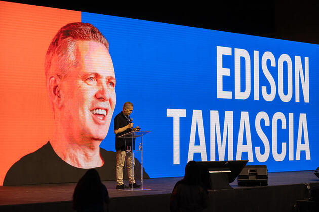 O presidente da Febrafar Edison Tamascia enfatizou a forca do associativismo