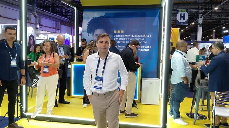 Rafael Espinhel aproveitou a feira para divulgar o novo app da ABCFarma para farmacias independentes 1