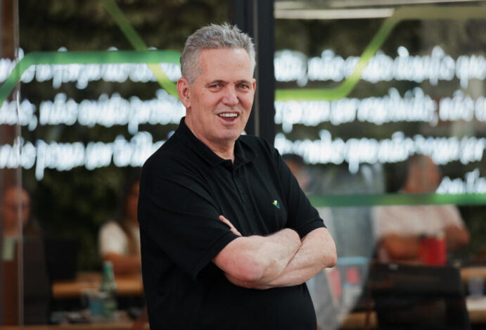 PRECIFICAÇÃO NAS FARMÁCIAS Precificação, farmácias, inteligência comercial