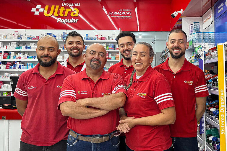 FAMÍLIA DE EMPREENDEDORES Ultra Popular, Maxi Popular, Entrefarma, Farmarcas, Minha História