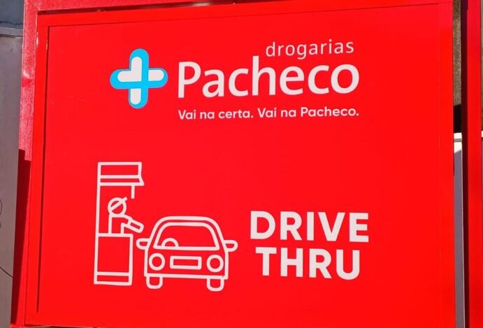 Loja com Drive-Thru