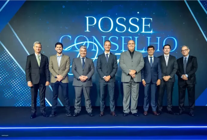 Evento apresentou Vinícius Andrade como novo presidente da entidade Abradilan realiza jantar de posse do Conselho Diretor