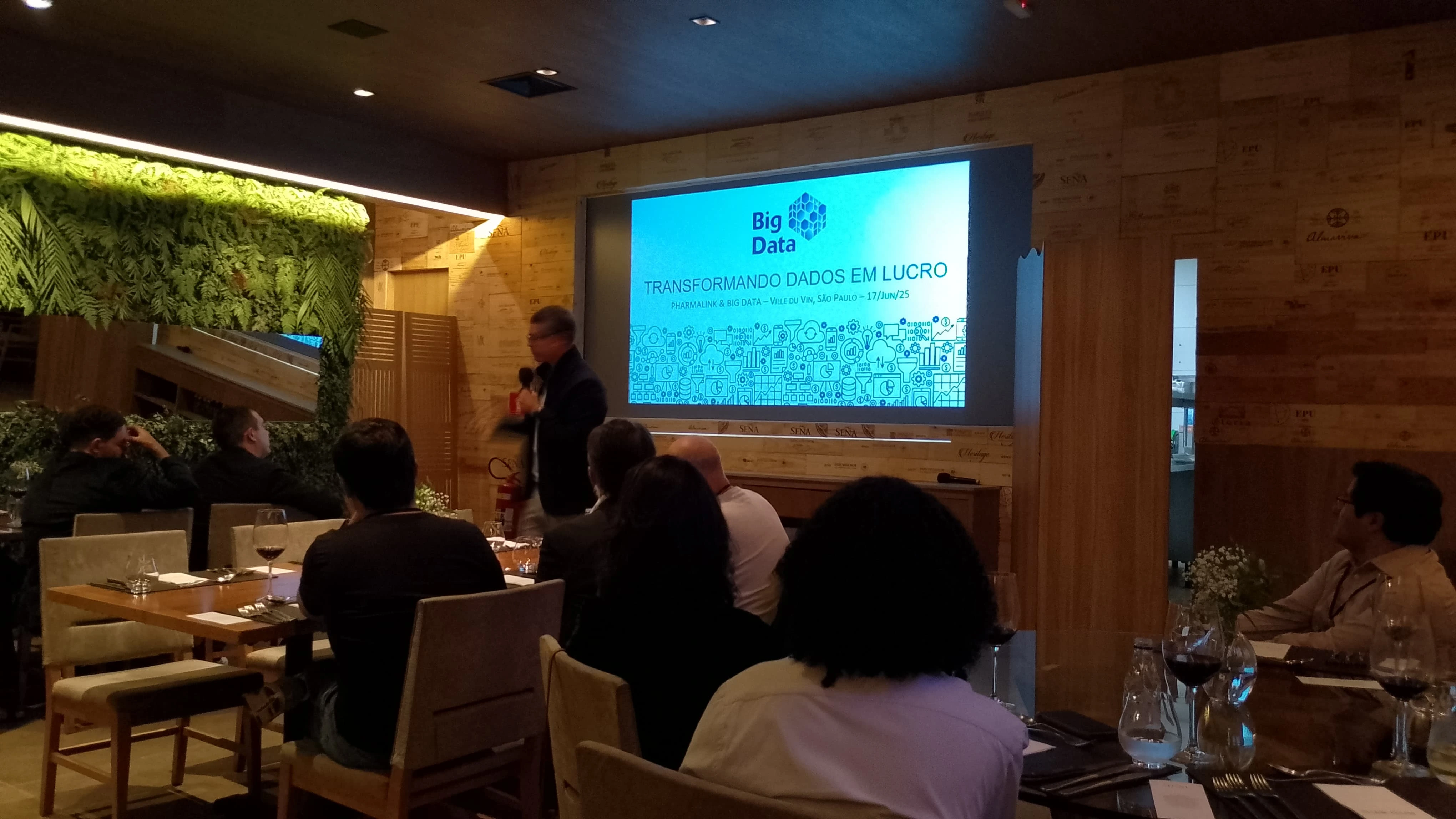 O head de vendas da Big Data apresenta os números de sucesso