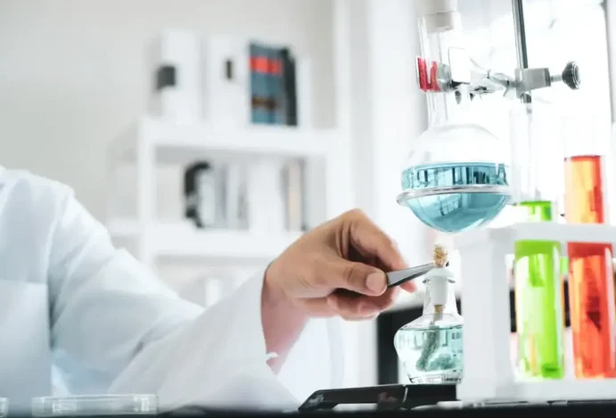 Produção de insumos farmacêuticos no Brasil