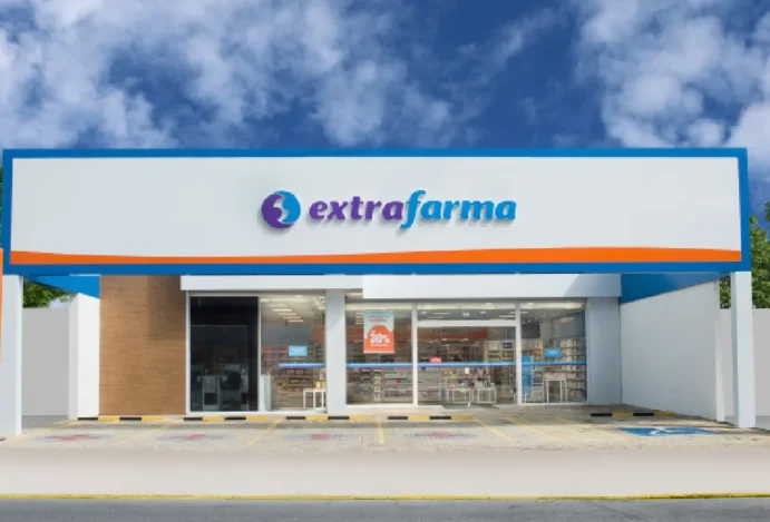 Pague Menos acelera conversão de lojas da Extrafarma