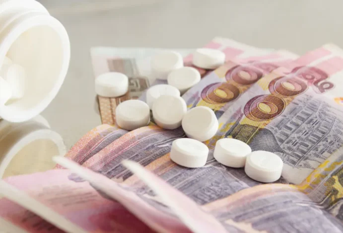Ministério da Saúde será mais ativo na distribuição de remédios da categoria Câmara propõe facilitar acesso a medicamentos de alto custo