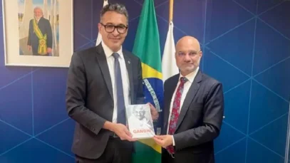 Anvisa recebe embaixador da Índia para discutir cooperação no setor farmacêutico