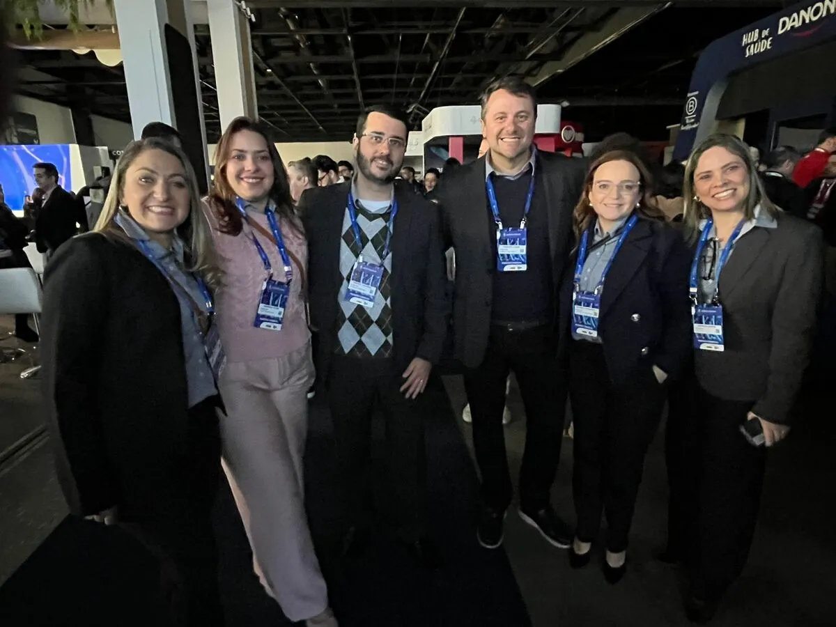 Equipe de primeira grandeza da Pharlab pronta negociar com as redes Abrafarma – Andrea Lopes, Amanda Silva, Rafael Tavares, Marcos Cursi, Rachel Chamusca e Adriana Medeiros