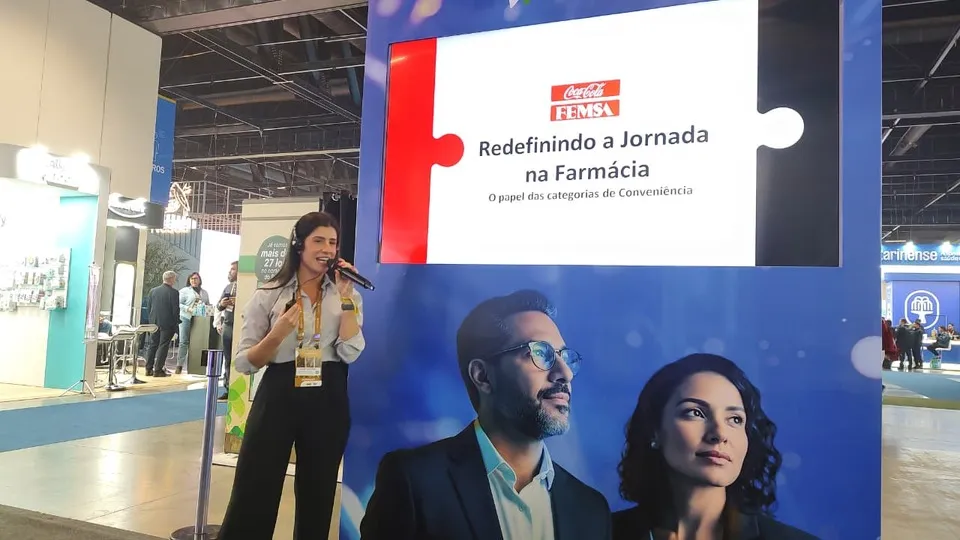 Luiza Fontana, head comercial de contas digitais da Coca-Cola, aborda o papel das categorias de conveniência