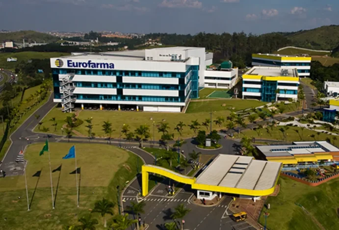 Receita líquida avançou 15,3% e Ebitda quadruplicou, reforçando a recuperação da companhia Balanço da Eurofarma confirma menor prejuízo no 2° trimestre