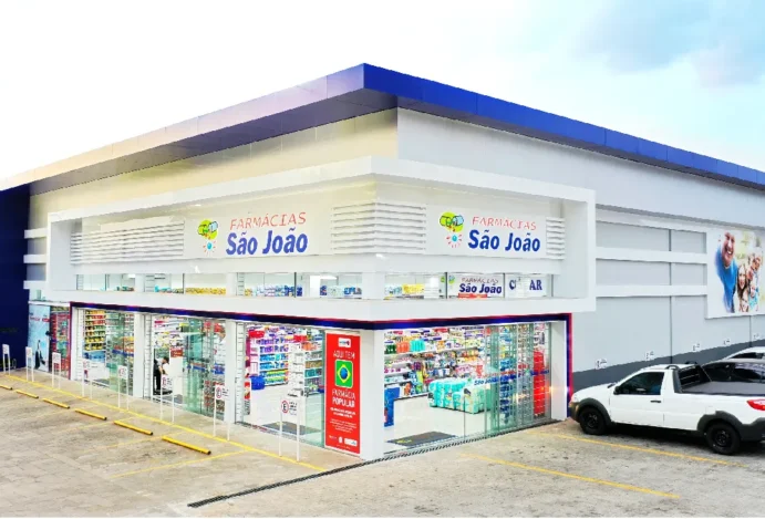 Farmácias São João planeja abrir 3º centro de distribuição