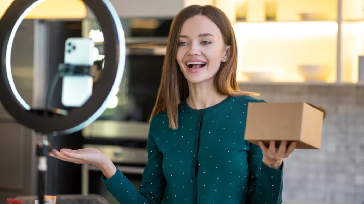 EMS, Mercado Farma e Grupo SC se reúnem para realizar liveshop