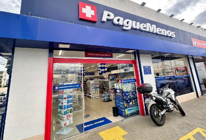 acoes da pague menos 250 mi