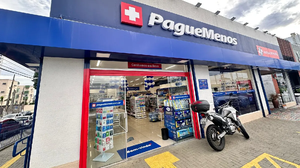 acoes da pague menos 250 mi