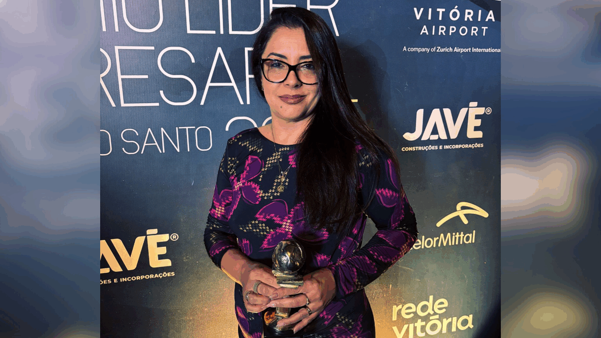 Farmácia Indiana contrata Jaqueline Ventura