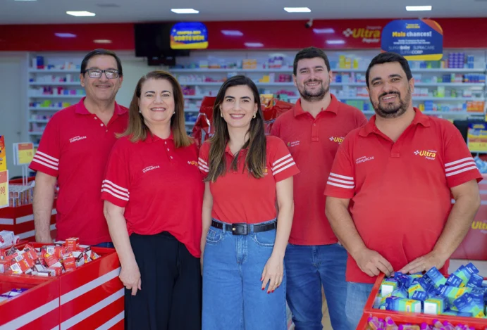 Família Bertolaso, Associativismo, Minha História, Ultra Popular, Farmarcas