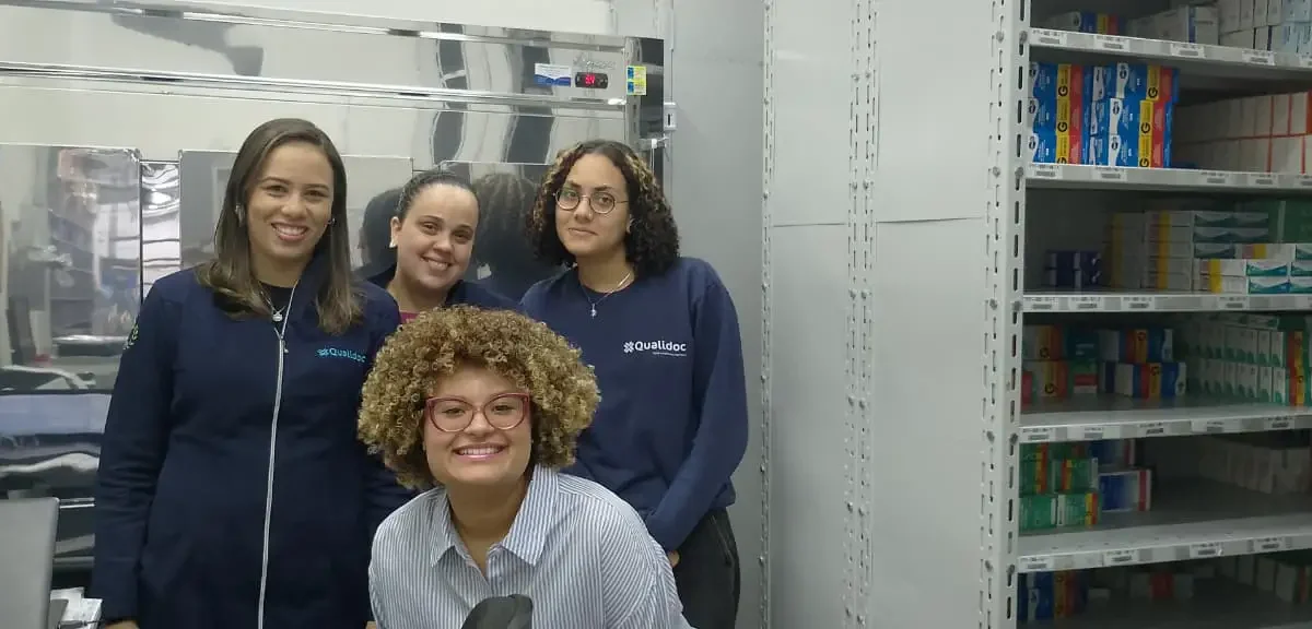 As farmacêuticas Magali Miguel e Raquel Temple; Bruna Araújo, do suporte; e Layara Costa; coordenadora de trade marketing