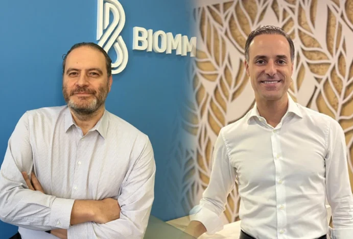 Imagem relacionada a: CEO de farmacêutica renuncia após caso Banco Master