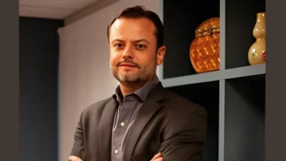 AstraZeneca agrega Renato Cintra