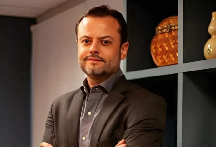 Renato Cintra assume área de doenças raras na AstraZeneca