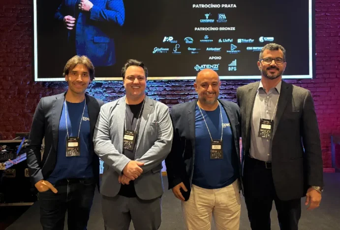 Equipe do acelera negocios farma reunida antes do evento