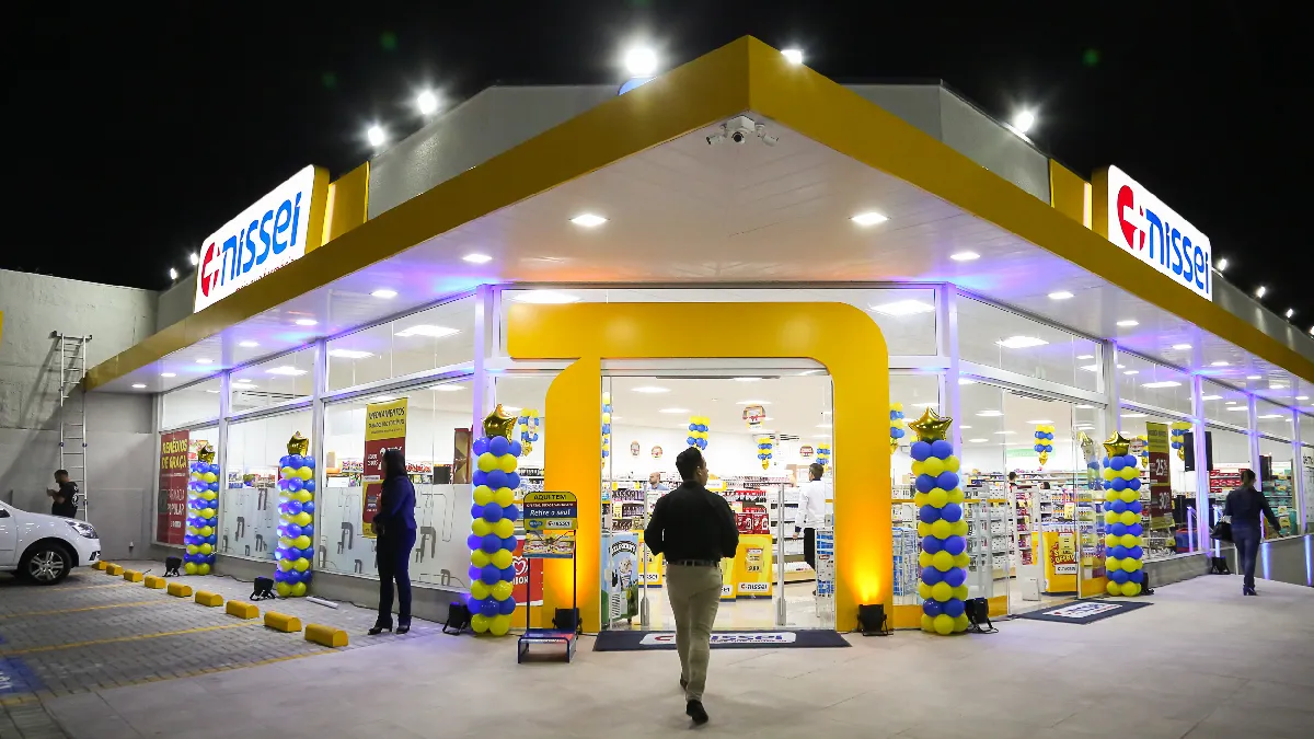 A cada item arrecado, rede de farmácias contribuirá com outro para as familias atingidas por tornado