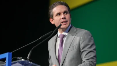 Requerimento para tramitação em regime de urgência foi apresentado e deputado vê consenso para votação de PL das farmácias em supermercados