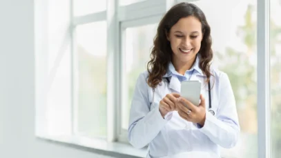 Funcionalidade permite formalização de contratos via WhatsApp