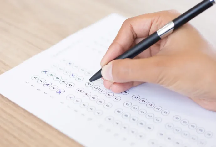 Vagas na Marinha têm remuneração inicial superior a R$ 9 mil