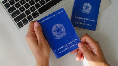 Levantamento das Convenções Coletivas de Trabalho mostra que piso salarial dos farmacêuticos vai de de R$ 3.465,76 a R$ 6.371,85