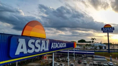 assai inaugura farmacias