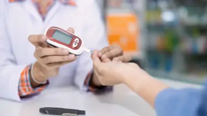 Farmácias elevam receita ao oferecer serviços clínicos