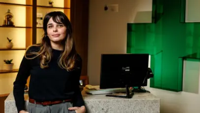 De paciente a gestora da farmácia especializada em cannabis