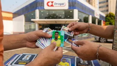 troca de figurinhas na drogal